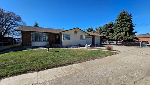 108 1 Ave Ne, Milk River, AB, T0K1M0 | Card Image