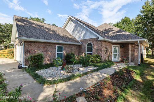 638 Oakleigh Ave, Gulfport, MS, 39507-2867 | Card Image