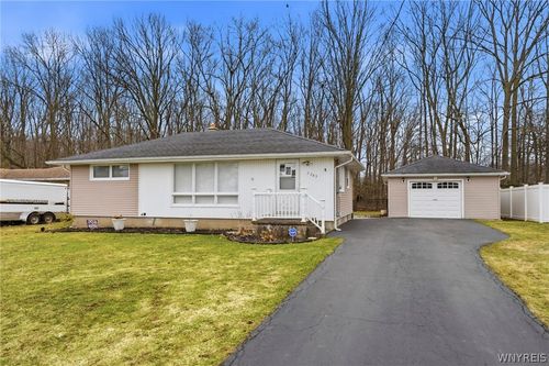 7383 Saint Joseph Rd, Niagara Falls, NY, 14304-1336 | Card Image