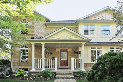 1 Almira Ave, Home with 3 bedrooms, 3 bathrooms and 3 parking in Markham ON | Image 3