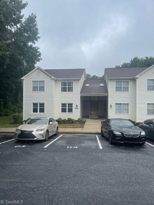 apt-a-4209 Edith Ln, Greensboro, NC, 27409-2738 | Card Image