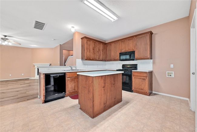 2049 Rachel Ln, House other with 5 bedrooms, 3 bathrooms and 4 parking in Round Rock TX | Image 11