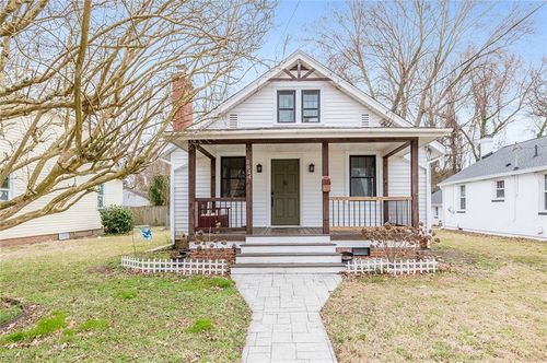 3614 Matoaka Rd, Hampton, VA, 23661-1635 | Card Image