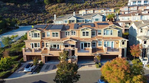 6264 Rocky Point Ct, Oakland, CA, 94605-3131 | Card Image