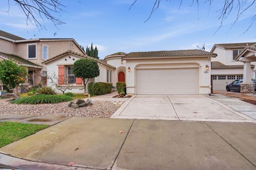 286 Cresta Way, Oakdale, CA, 95361 | Card Image
