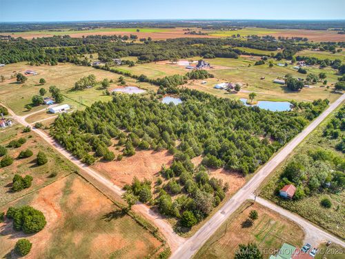 10 Gaddy Road, Shawnee, OK, 74801 | Card Image