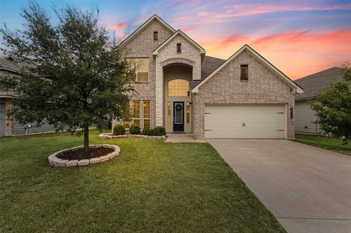 2924 Gilchrist Dr, Lorena, TX, 76655-3869 | Card Image