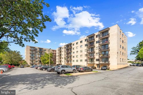 301-130 Slade Ave, PIKESVILLE, MD, 21208-4901 | Card Image