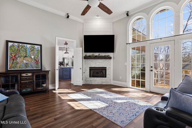 513 Windsor-8 | Image 8