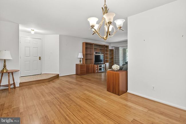 APT-102 - 5920 Cove Landing Rd, Condo with 2 bedrooms, 2 bathrooms and null parking in BURKE VA | Image 6