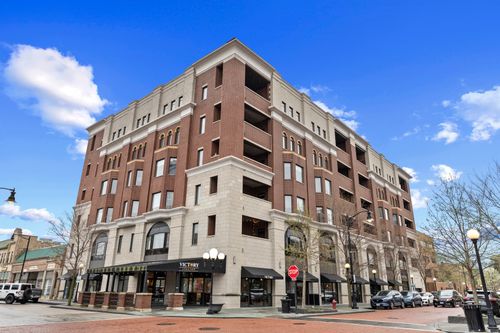 308-110 S Marion St, Oak Park, IL, 60302-2875 | Card Image