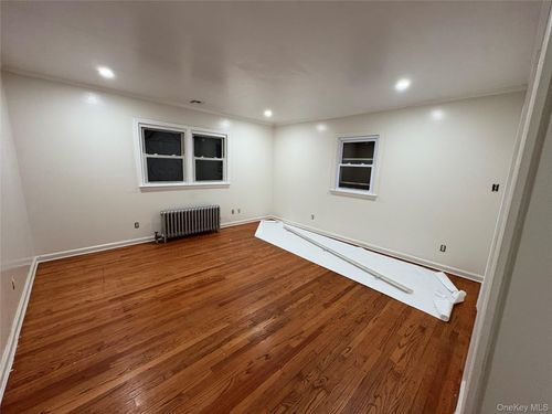 260 Biltmore Avenue, Hempstead, NY, 11003 | Card Image