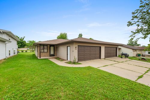 2533 Sun Ter, GREEN BAY, WI, 54311-5251 | Card Image