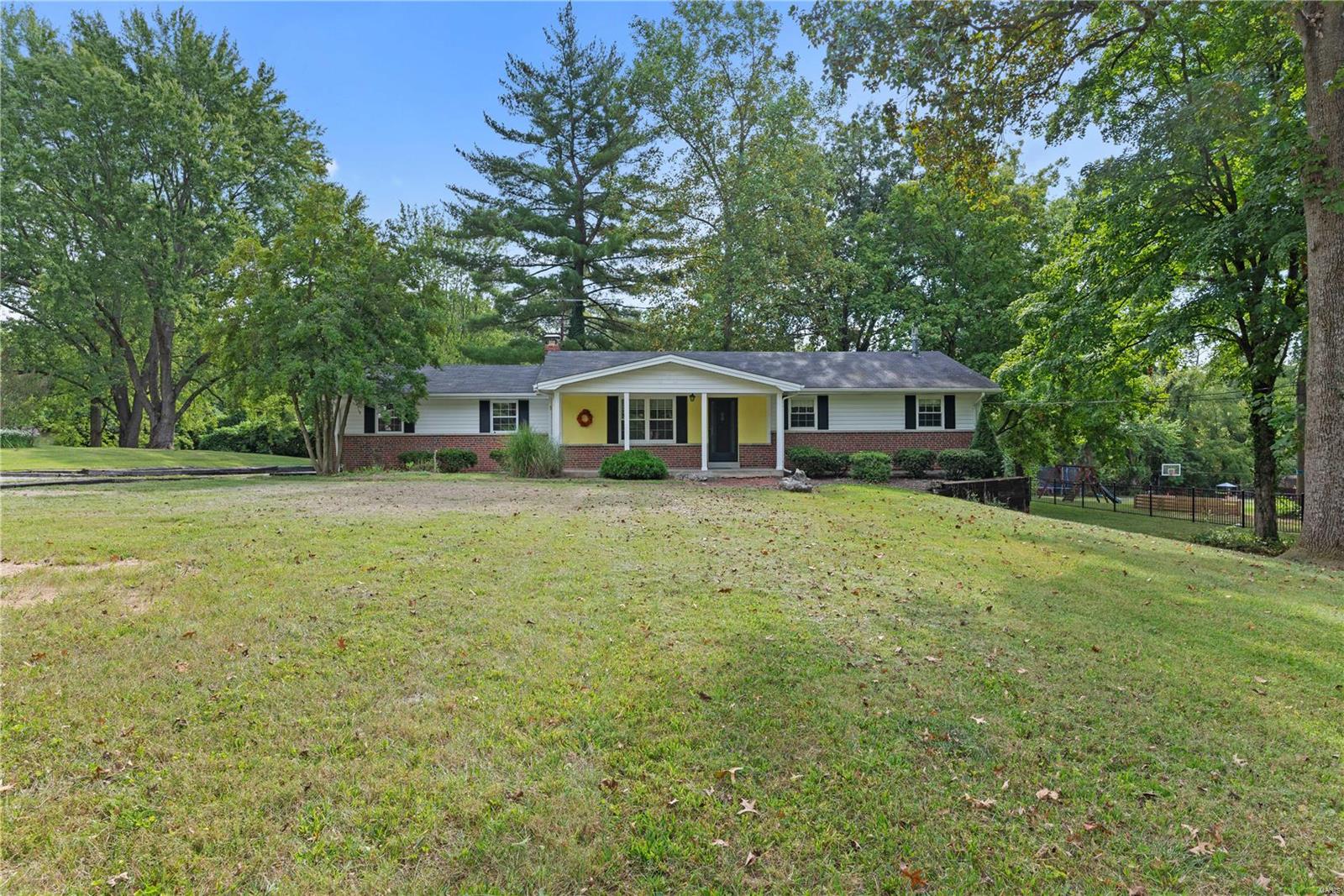 Kerth Rd, Saint Louis, MO 63128