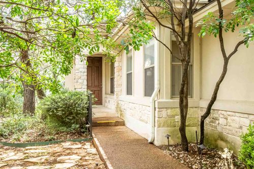 apt-2-5800 Courtyard Dr, Austin, TX, 78731-3361 | Card Image