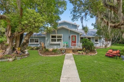 1048 N Grandview St, Mount Dora, FL, 32757-4920 | Card Image