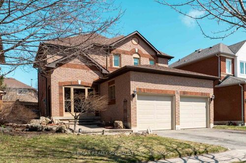 34 Killaloe Cres, Georgetown, ON, L7G5N2 | Card Image