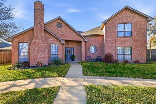 2307 William Cir, Ennis, TX, 75119-7661 | Card Image