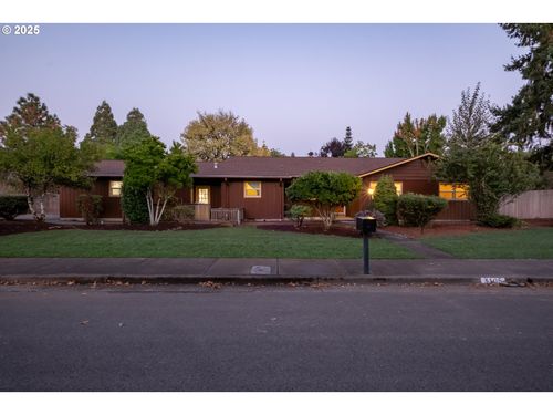 3105 Liberty St Sw, Albany, OR, 97321-3465 | Card Image