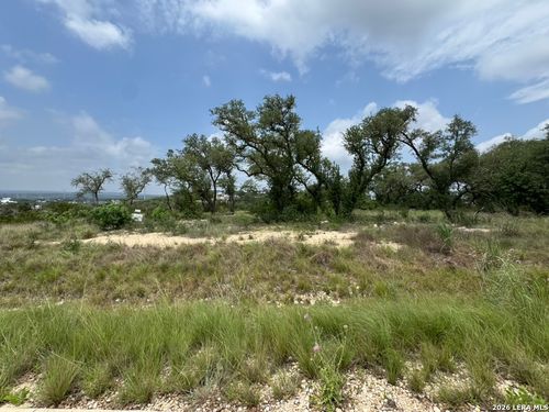 686 Butler Oaks, Bulverde, TX, 78163 | Card Image