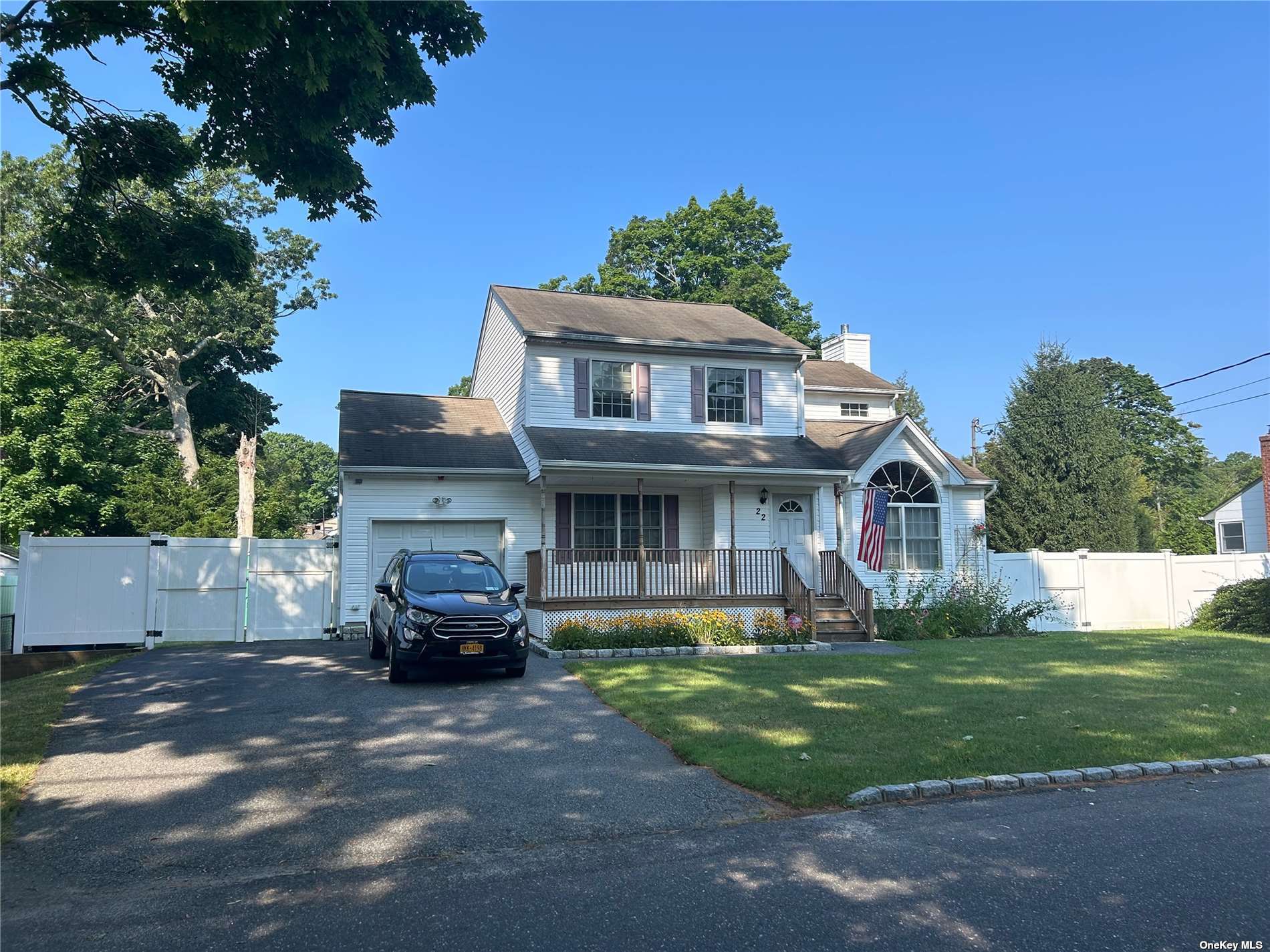 Teepee Rd, Rocky Point, NY 11778