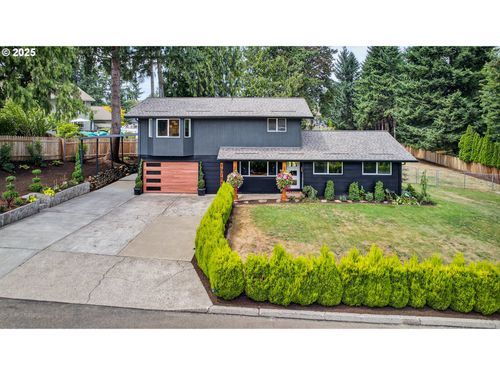 19751 Falcon Dr, Oregon City, OR, 97045-8956 | Card Image