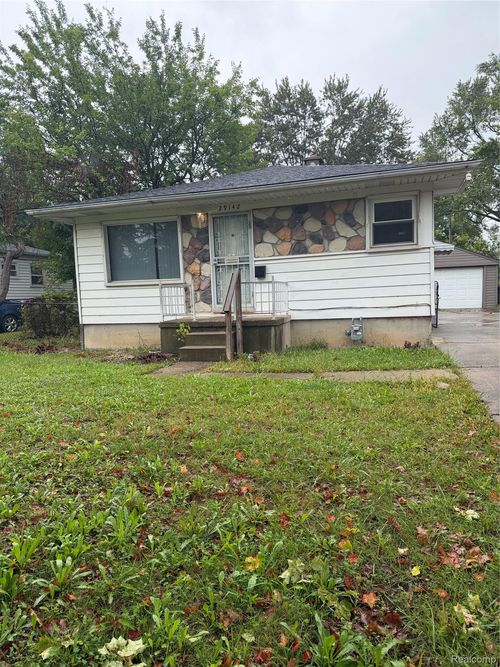 29142 Rosewood St, Inkster, MI, 48141-1678 | Card Image