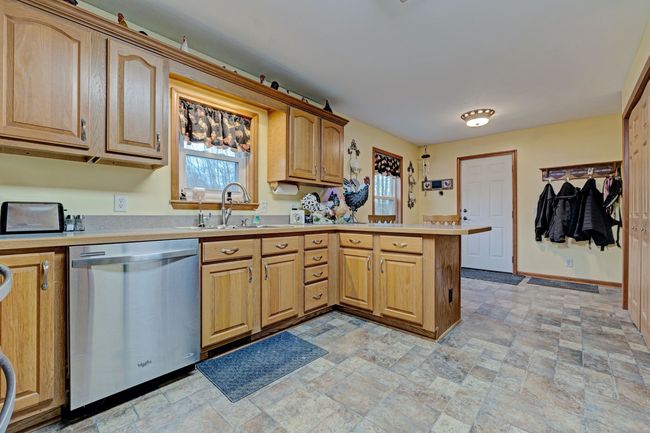 3125 W Castle Rd, House other with 3 bedrooms, 2 bathrooms and null parking in Fostoria MI | Image 13