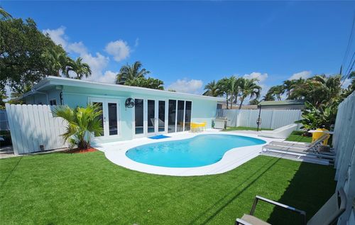 3680 Ne 16th Ave, Oakland Park, FL, 33334-5466 | Card Image