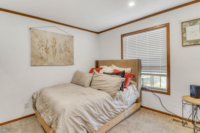 Bedroom1_1.JPG | Image 22