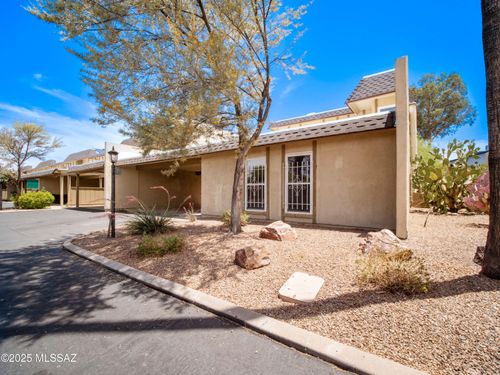 1571 E Prince Road, Tucson, AZ, 85719 | Card Image