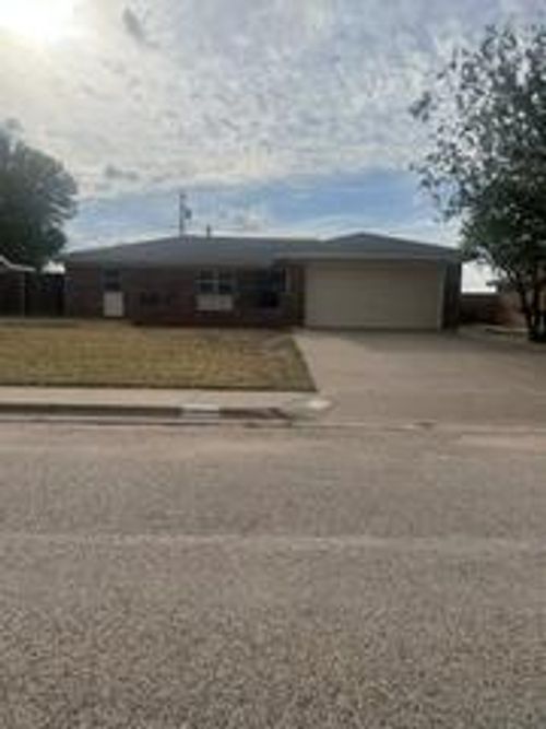 3403 Kerrville Ave, Snyder, TX, 79549-5518 | Card Image