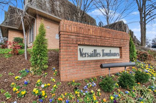 71-3000 Hillsboro Pike, Nashville, TN, 37215 | Card Image