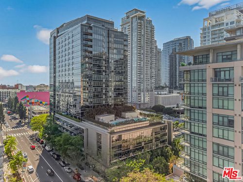 915-1155 S Grand Ave, Los Angeles, CA, 90015-1421 | Card Image
