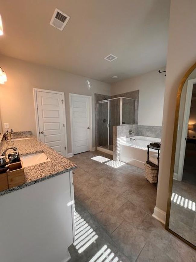 1935 Manor Pointe Dr, Condo with 3 bedrooms, 3 bathrooms and null parking in Cumming GA | Image 28