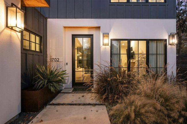 1702 Bauerle Ave, House other with 4 bedrooms, 3 bathrooms and 2 parking in Austin TX | Image 5