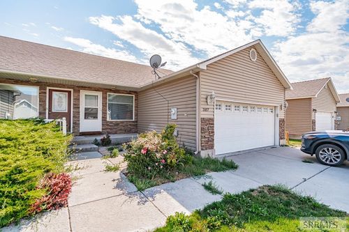 3107 1st St, Ammon, ID, 83401-4522 | Card Image