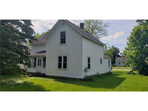 414 Spring St, River Falls, WI, 54022-2435 | Card Image