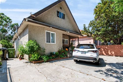 1208 E 34 Th Street Los Angeles Ca, Los Angeles, CA, 90011 | Card Image