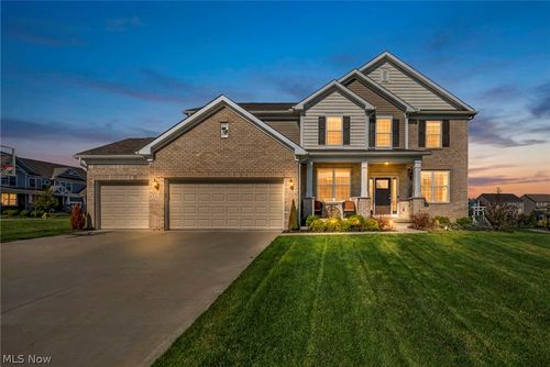 5250 Duxbury Dr, Copley, OH, 44321-1022 | Card Image