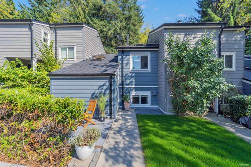 2624 Tretheway Dr, Burnaby, BC, V5B4R8 | Card Image