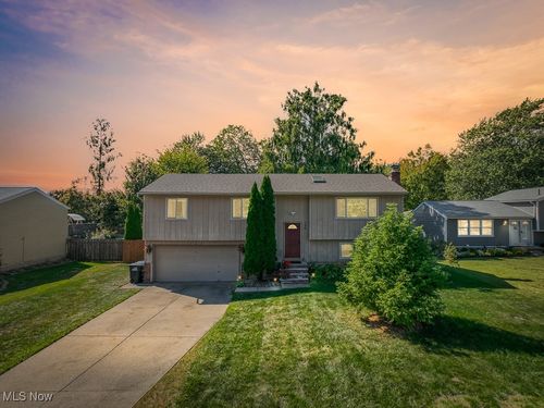 786 Pepperwood Dr, Brunswick, OH, 44212-2026 | Card Image