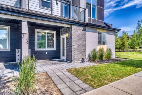 90 Redstone Way Ne, Calgary, AB, T3N1M6 | Card Image