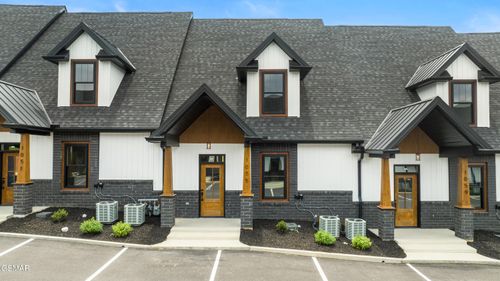1055 Watch Hill Way, Sevierville, TN, 37862 | Card Image