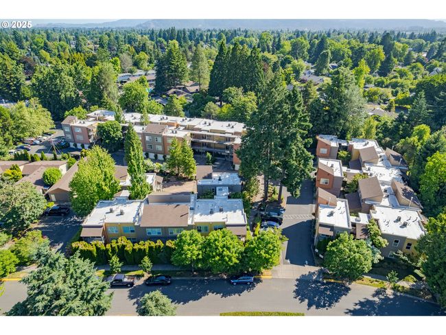 APT-38 - 327 Rustic Pl, Condo with 2 bedrooms, 2 bathrooms and 1 parking in Eugene OR | Image 40