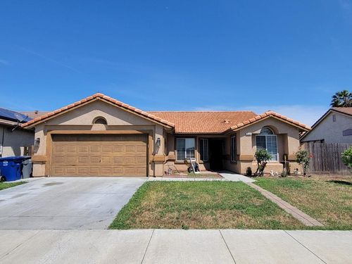628 Vintner Street, Los Banos, CA, 93635 | Card Image