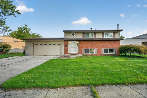 31882 Lynne Dr, Rockwood, MI, 48173-1090 | Card Image