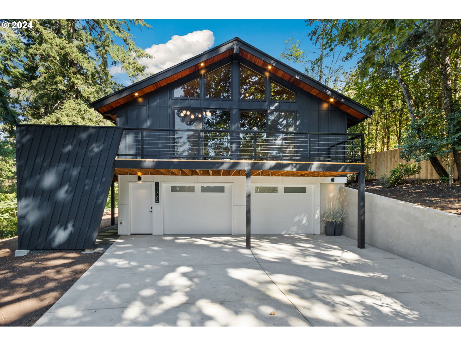 Damascus St, Portland, OR 97229