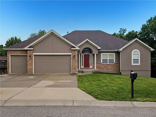 2014 Concord Dr, Independence, MO, 64058-1259 | Card Image