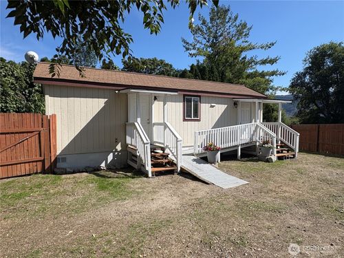 9 Blackler Rd, Oroville, WA, 98844-9557 | Card Image